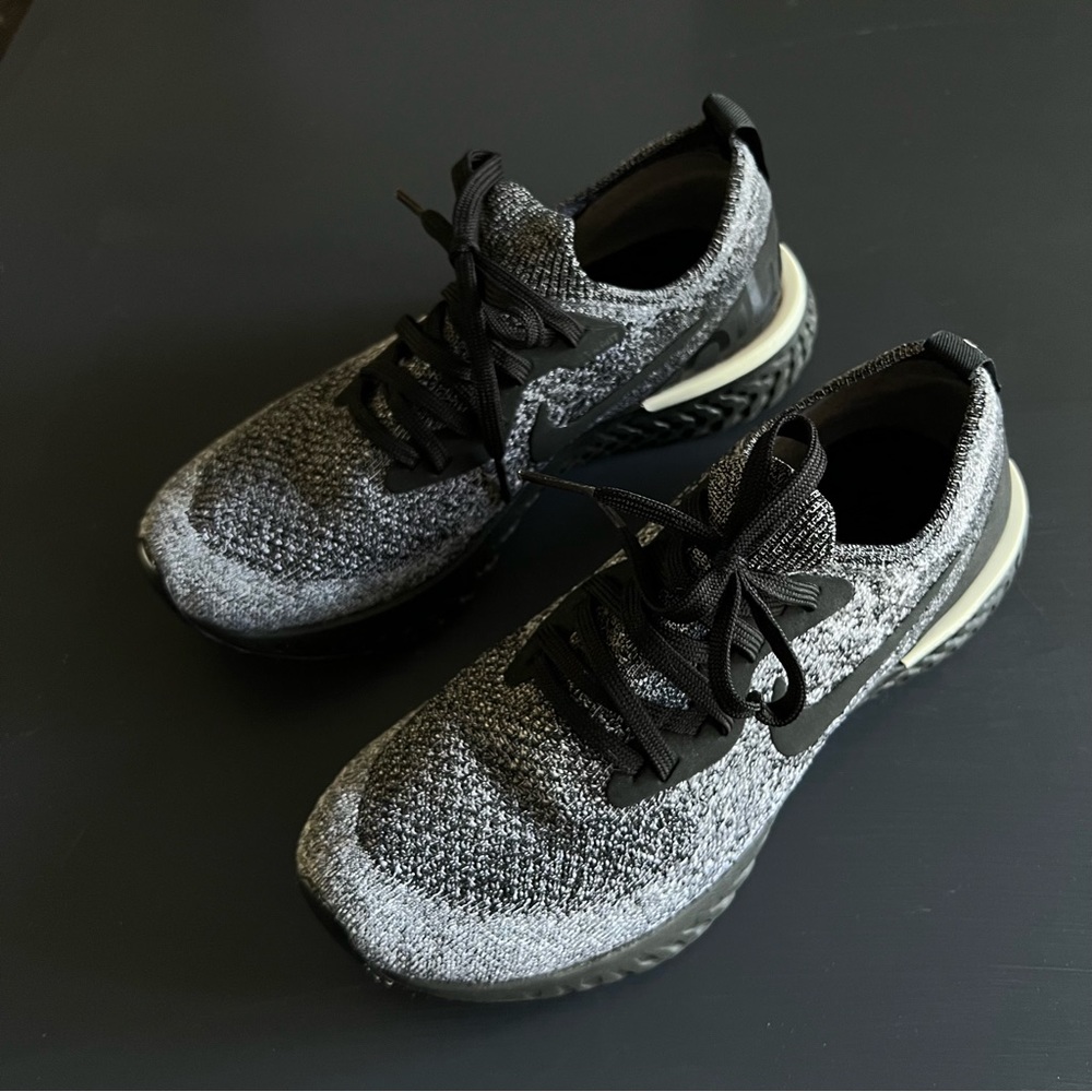 Nike Epic React Flyknit 2 Size 7 - image 5